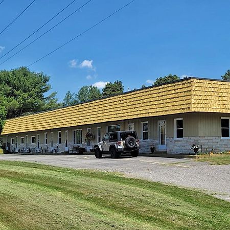 Maciver'S Motel And Camp Blind River Buitenkant foto