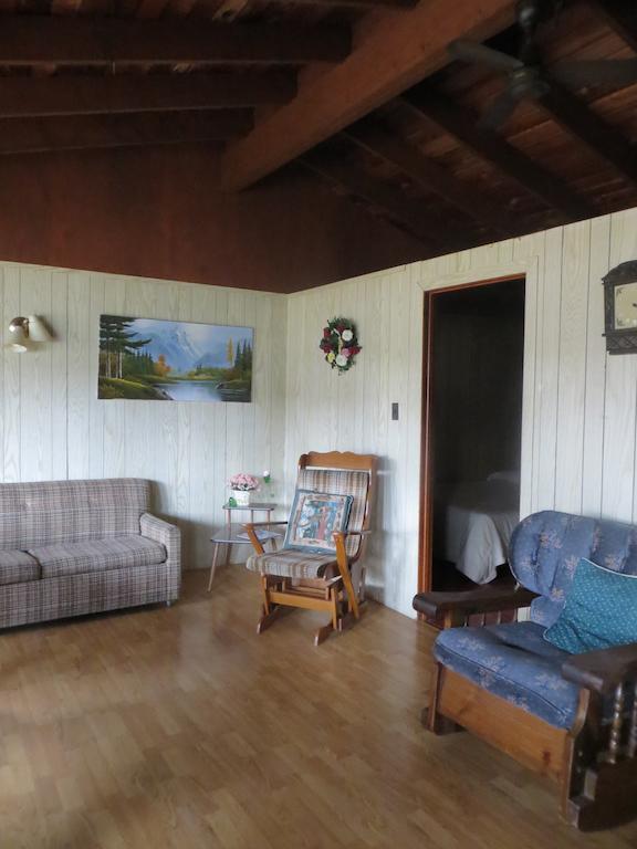Maciver'S Motel And Camp Blind River Kamer foto